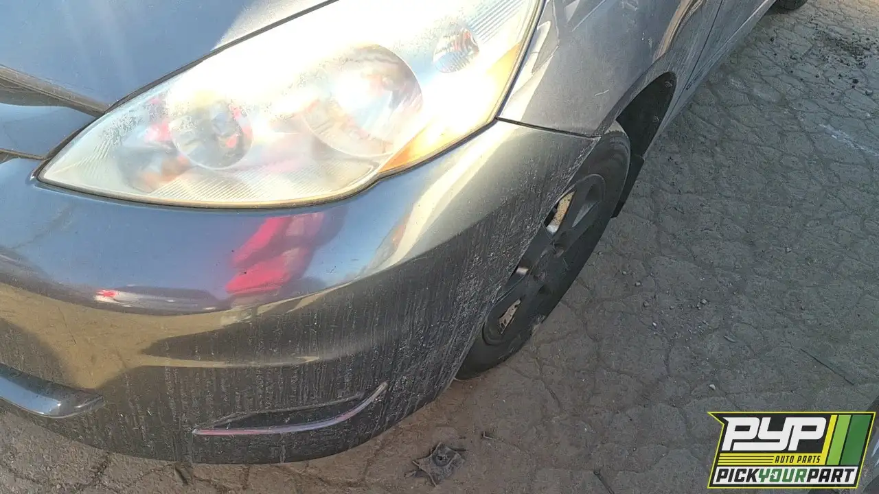 Photo of 2006 Toyota Sienna
