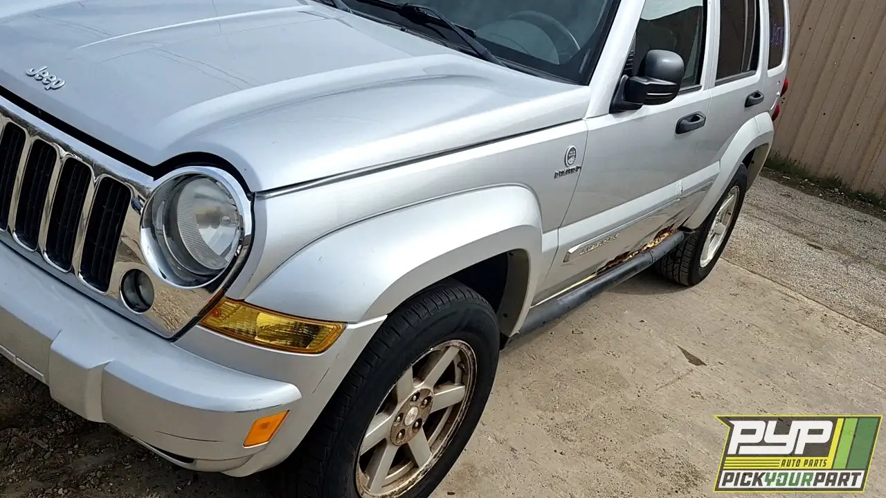 Photo of 2005 Jeep Liberty