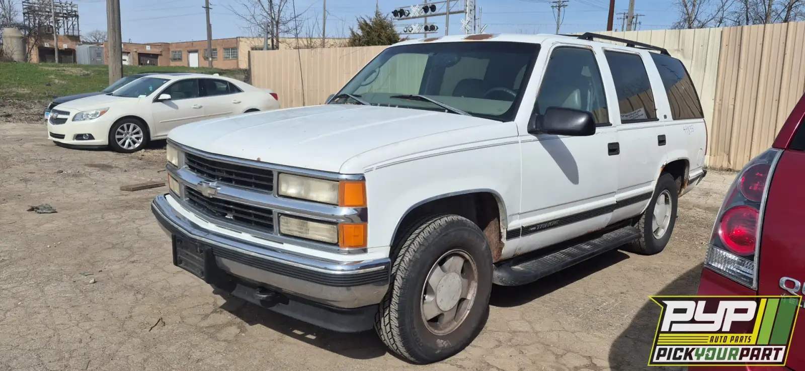 Photo of 1999 Chevrolet Tahoe