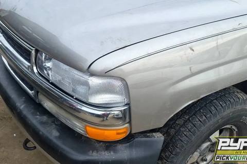 Photo of 2001 Chevrolet Suburban 1500