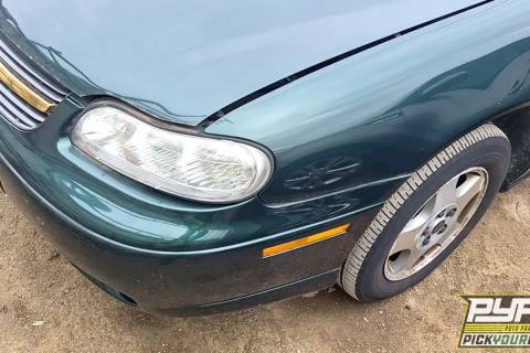 Photo of 2003 Chevrolet Malibu