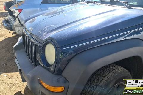Photo of 2002 Jeep Liberty