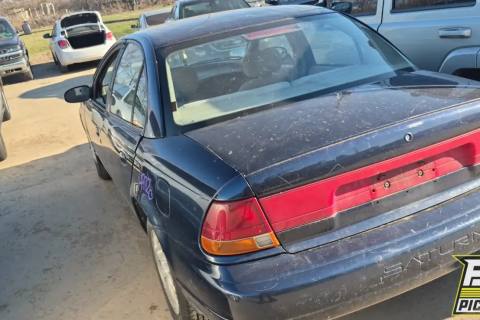 Photo of 1999 Saturn Sl2