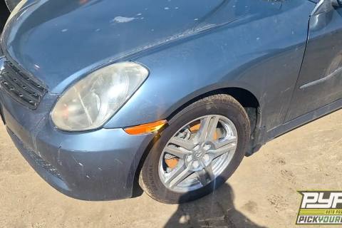 Photo of 2005 Infiniti G35