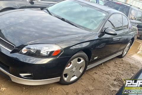 Photo of 2006 Chevrolet Monte Carlo