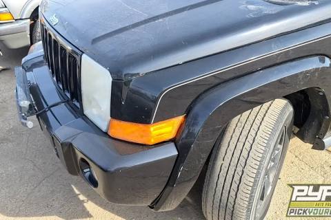Photo of 2006 Jeep Commander