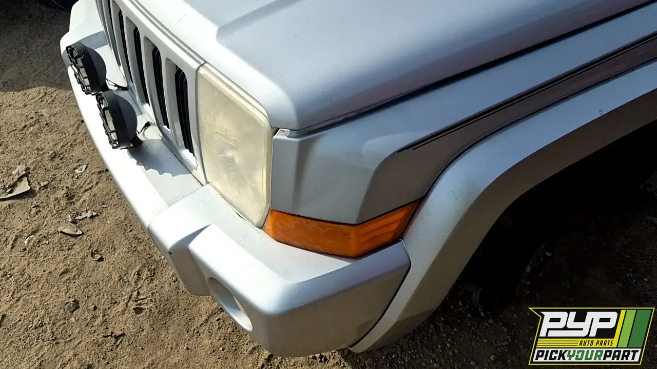 Photo of 2006 Jeep Commander
