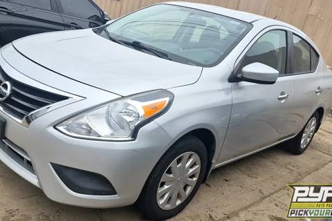 Photo of 2015 Nissan Versa