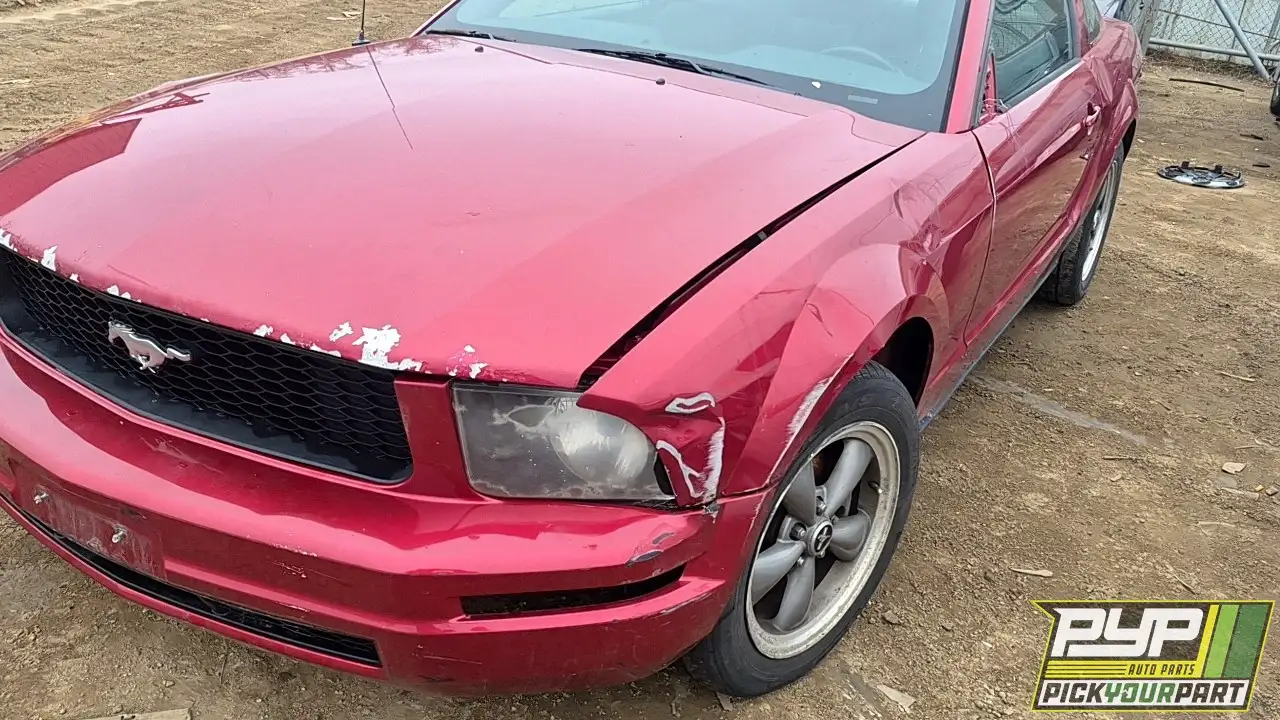 Photo of 2005 Ford Mustang