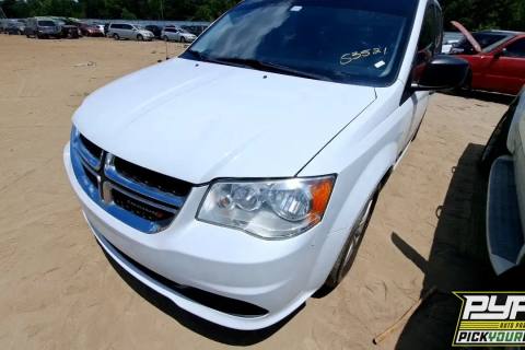 Photo of 2016 Dodge Grand Caravan