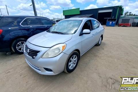 Photo of 2012 Nissan Versa