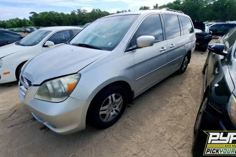 Photo of 2005 Honda Odyssey