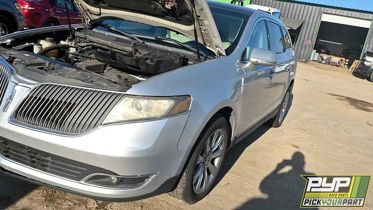 Photo of 2013 Lincoln Mkt