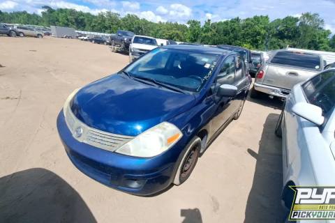 Photo of 2009 Nissan Versa