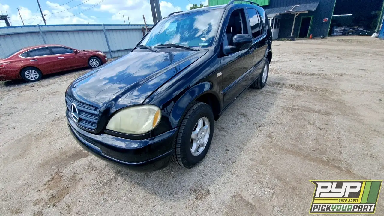 Photo of 2001 Mercedes-Benz Ml320