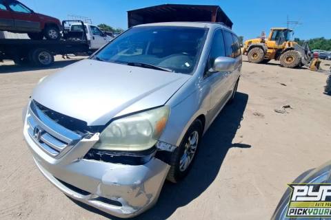 Photo of 2005 Honda Odyssey
