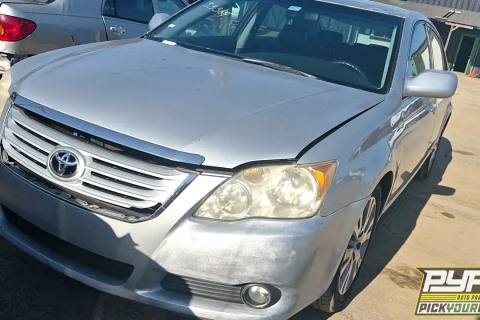 Photo of 2008 Toyota Avalon
