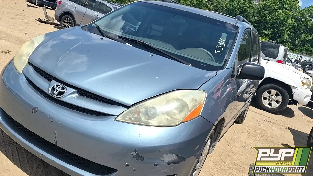 Photo of 2006 Toyota Sienna