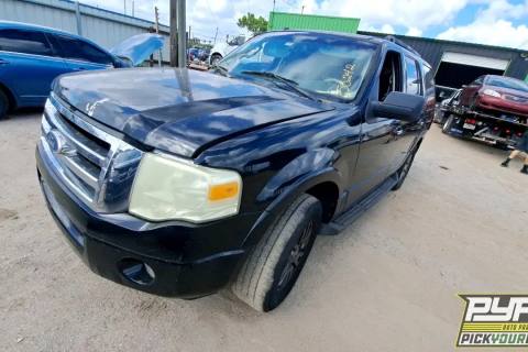 Photo of 2011 Ford Expedition