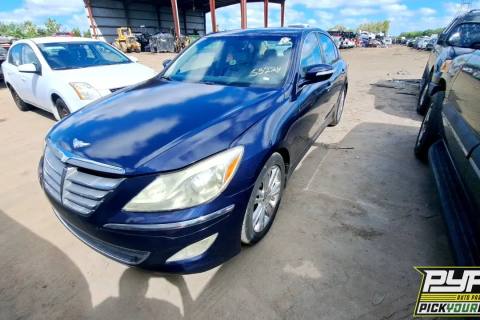 Photo of 2012 Hyundai Genesis