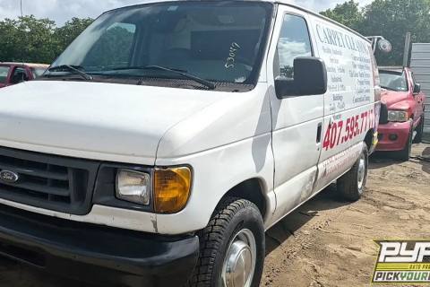 Photo of 2006 Ford E-250