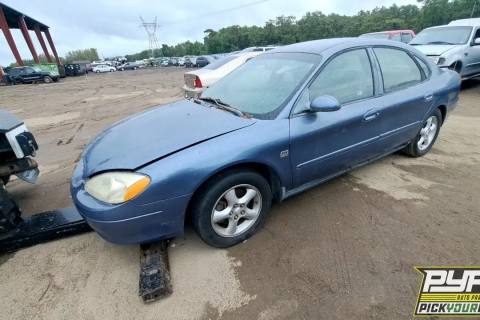 Photo of 2001 Ford Taurus