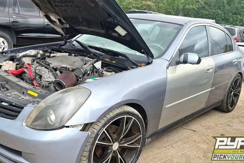 Photo of 2004 Infiniti G35