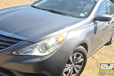 Photo of 2011 Hyundai Sonata