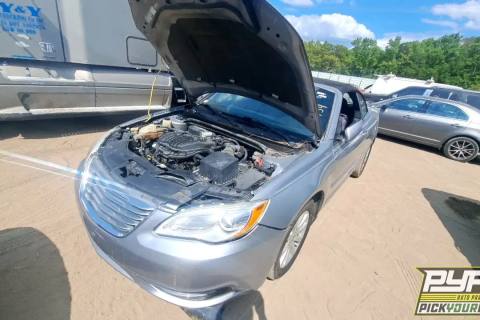 Photo of 2013 Chrysler 200