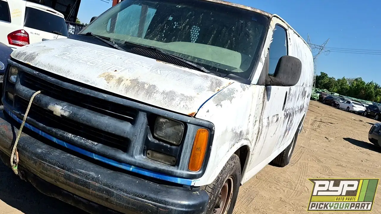 Photo of 2000 Chevrolet Express 3500