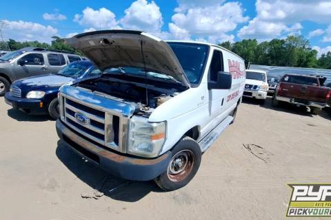 Photo of 2013 Ford E-250