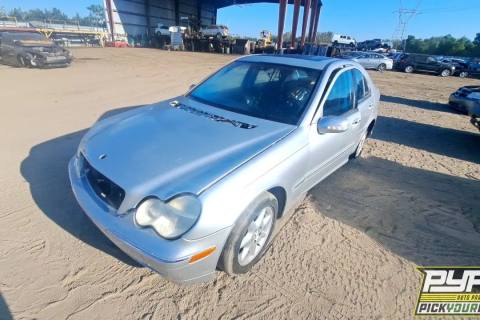 Photo of 2002 Mercedes-Benz C32 Amg