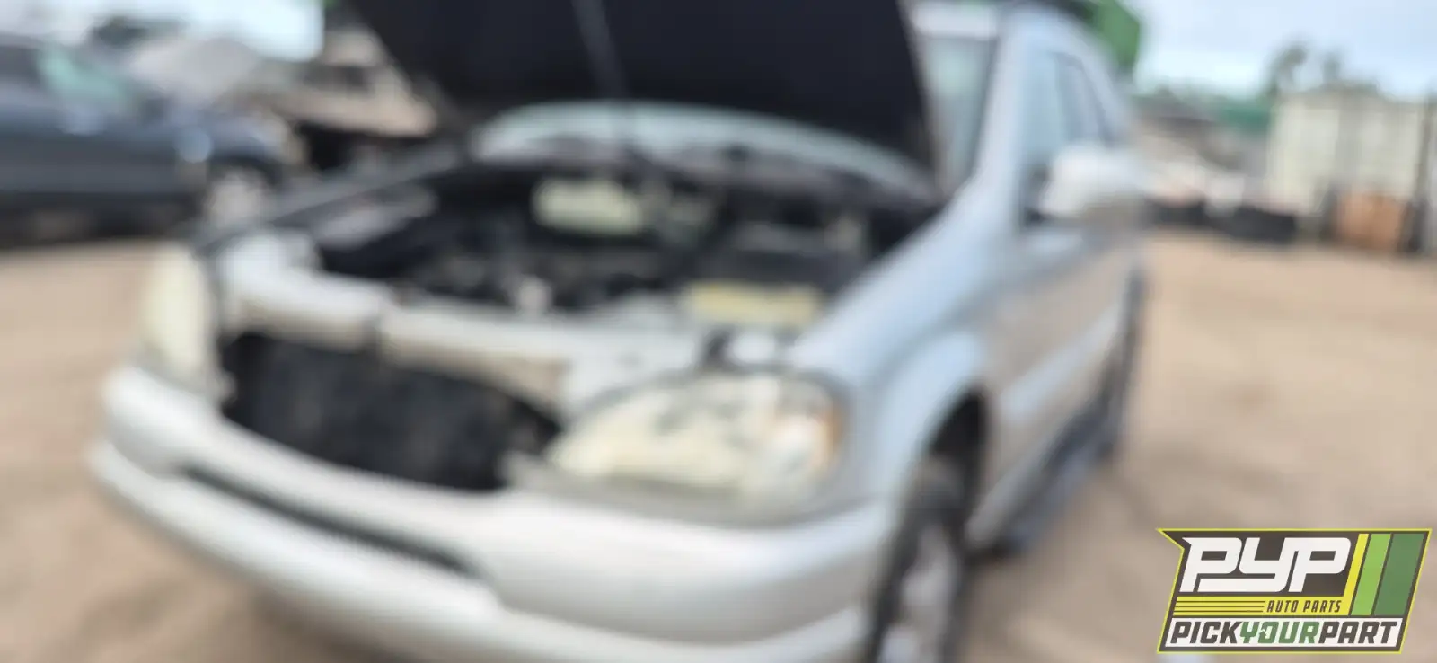 Photo of 1999 Mercedes-Benz Ml430