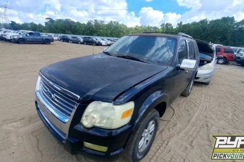 Photo of 2010 Ford Explorer