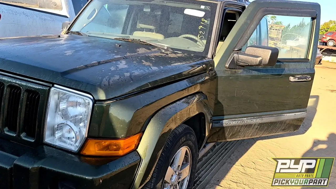 Photo of 2006 Jeep Commander