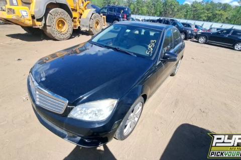 Photo of 2011 Mercedes-Benz C300