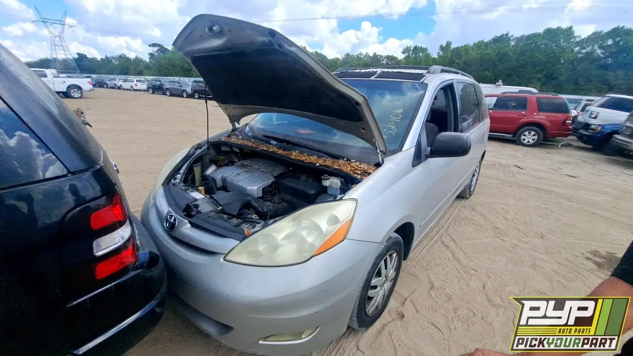 Photo of 2007 Toyota Sienna