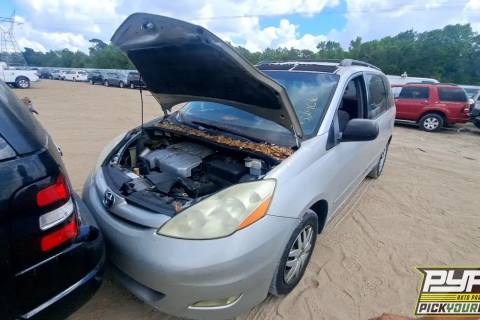 Photo of 2007 Toyota Sienna