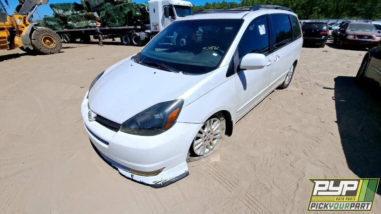 Photo of 2005 Toyota Sienna
