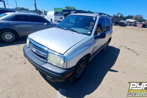 Photo of 2003 Chevrolet Tracker