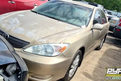 Photo of 2004 Toyota Camry