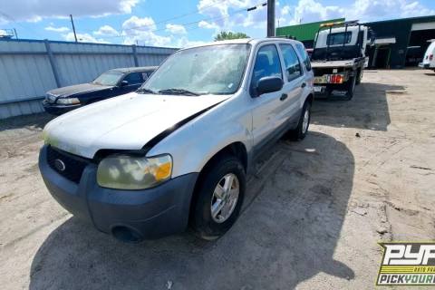 Photo of 2005 Ford Escape