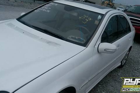 Photo of 2005 Mercedes-Benz C320