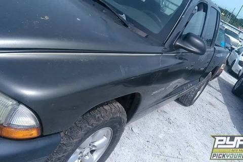 Photo of 2001 Dodge Dakota