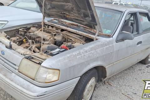 Photo of 1994 Ford Tempo