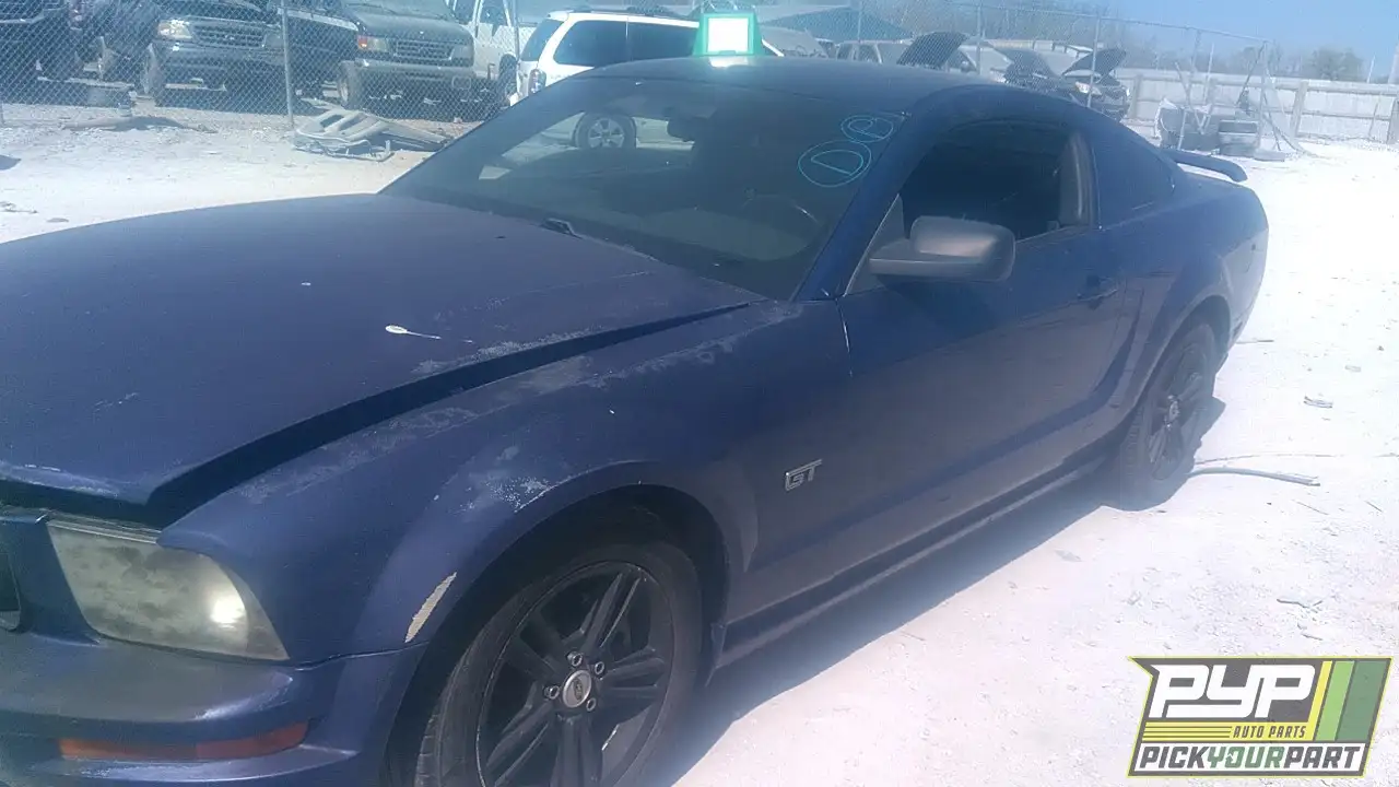 Photo of 2005 Ford Mustang