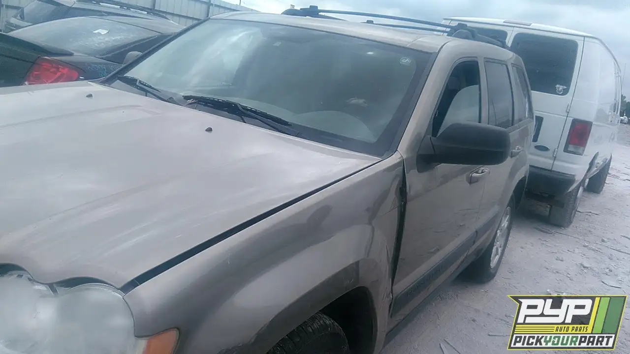 Photo of 2006 Jeep Grand Cherokee