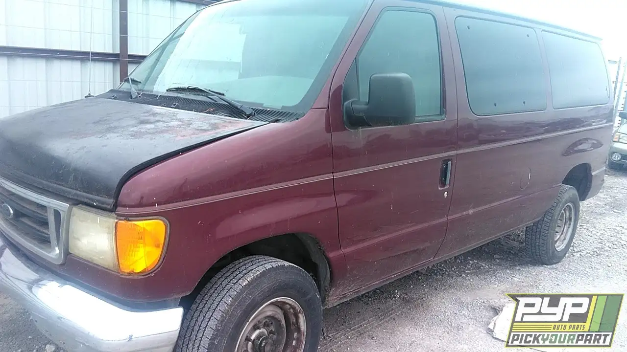 Photo of 2005 Ford E-350 Club Wagon