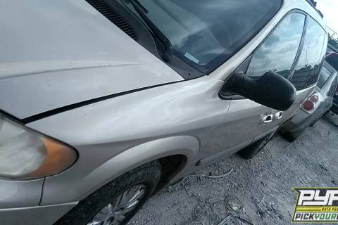 Photo of 2006 Chrysler Town & Country