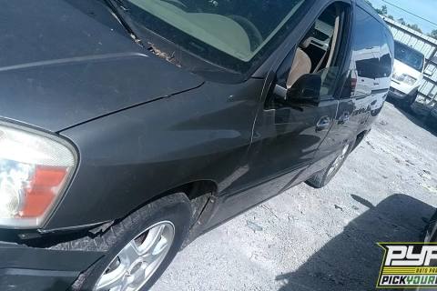 Photo of 2004 Mercury Monterey